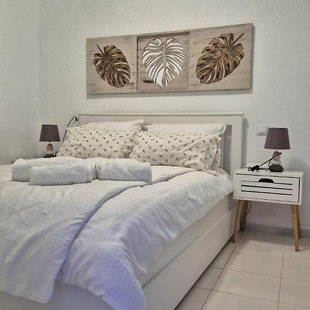 Cozy Bungalow In Urb La Marina With Shared Pool San Fulgencio Exteriör bild