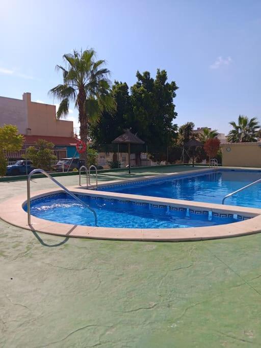 Cozy Bungalow In Urb La Marina With Shared Pool San Fulgencio Exteriör bild